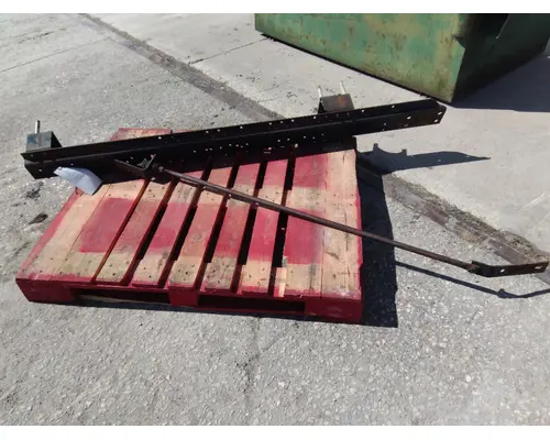 FREIGHTLINER FLD112 EXHAUSTMUFFLER BRACKET