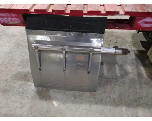 FREIGHTLINER FLD112 FENDER, QUARTERHALF REAR
