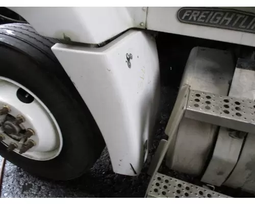 FREIGHTLINER FLD112 FENDER EXTENSION