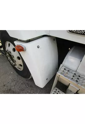 FREIGHTLINER FLD112 Fender Extension