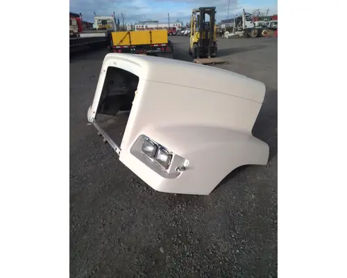 FREIGHTLINER FLD112 HOOD
