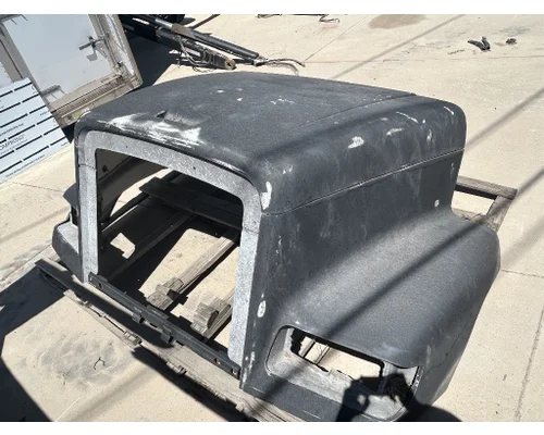 FREIGHTLINER FLD112 Hood