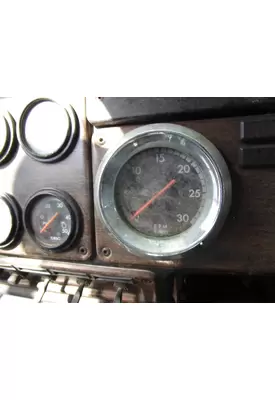 FREIGHTLINER FLD112 Instrument Cluster