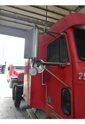FREIGHTLINER FLD112 MIRROR ASSEMBLY CAB/DOOR