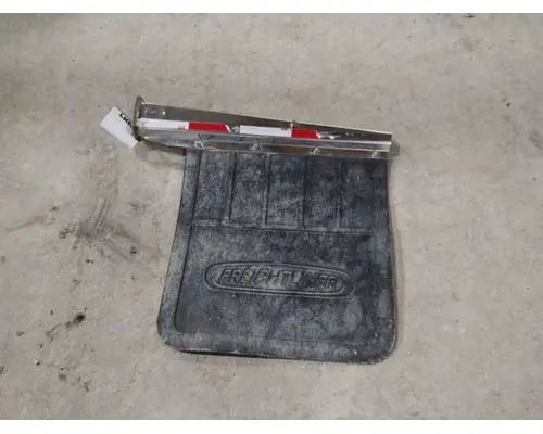 FREIGHTLINER FLD112 MUD FLAP HANGER