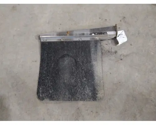 FREIGHTLINER FLD112 MUD FLAP HANGER