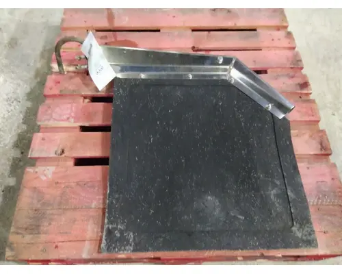 FREIGHTLINER FLD112 MUD FLAP HANGER