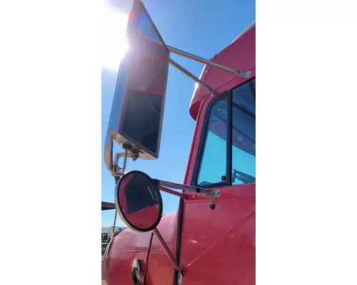 FREIGHTLINER FLD112 Mirror (Side View)