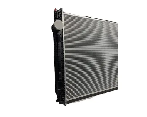 FREIGHTLINER FLD112 Radiator