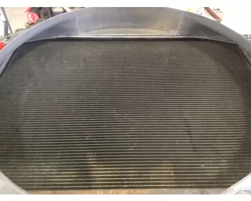 FREIGHTLINER FLD112 Radiator