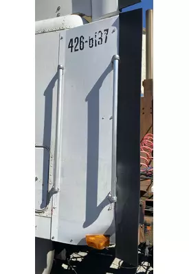 FREIGHTLINER FLD112 Side Fairing