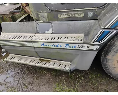 FREIGHTLINER FLD112 Side Fairing