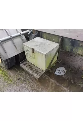 FREIGHTLINER FLD112 Tool Box