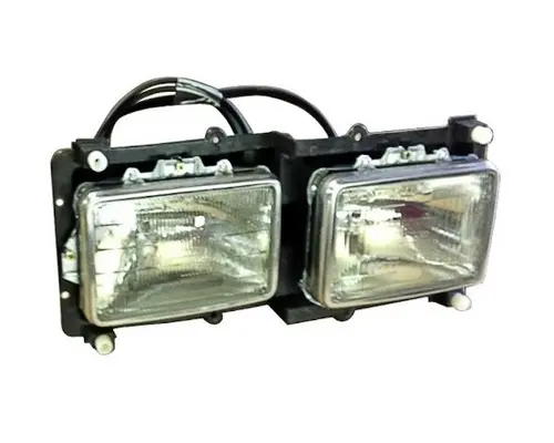FREIGHTLINER FLD120 1987-2009 HEADLAMP ASSEMBLY