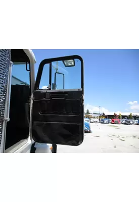 FREIGHTLINER FLD120 1988-2009 DOOR ASSEMBLY, FRONT