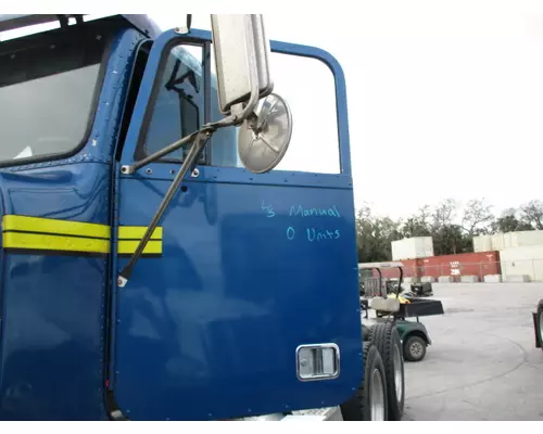 FREIGHTLINER FLD120 1988-2009 DOOR ASSEMBLY, FRONT