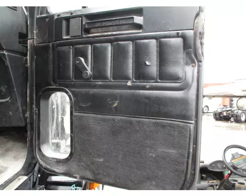 FREIGHTLINER FLD120 1988-2009 DOOR ASSEMBLY, FRONT