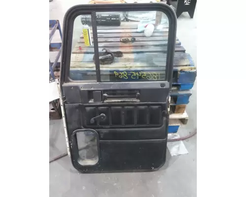 FREIGHTLINER FLD120 1988-2009 DOOR ASSEMBLY, FRONT