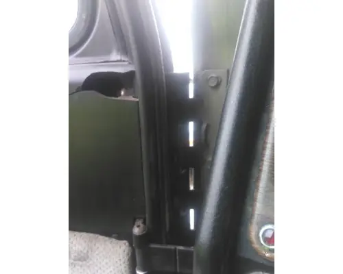 FREIGHTLINER FLD120 1988-2009 DOOR ASSEMBLY, FRONT