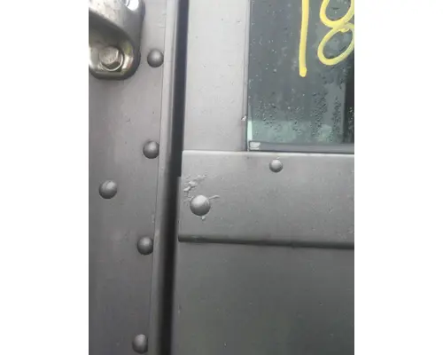 FREIGHTLINER FLD120 1988-2009 DOOR ASSEMBLY, FRONT