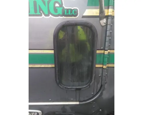 FREIGHTLINER FLD120 1988-2009 DOOR ASSEMBLY, FRONT