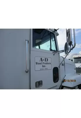 FREIGHTLINER FLD120 1988-2009 DOOR ASSEMBLY, FRONT