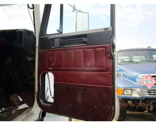 FREIGHTLINER FLD120 1988-2009 DOOR ASSEMBLY, FRONT