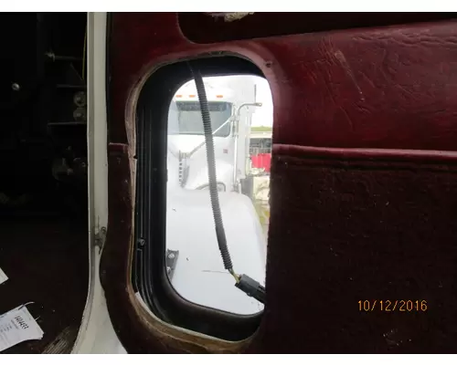 FREIGHTLINER FLD120 1988-2009 DOOR ASSEMBLY, FRONT