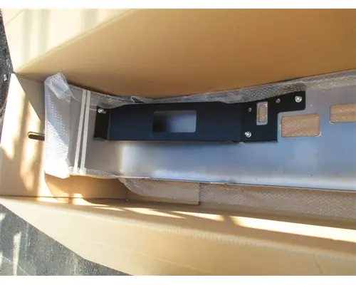 FREIGHTLINER FLD120 1989-2003 BUMPER ASSEMBLY, FRONT
