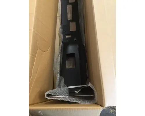 FREIGHTLINER FLD120 1989-2003 BUMPER ASSEMBLY, FRONT