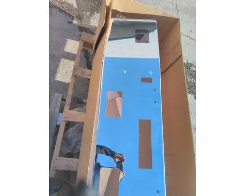 FREIGHTLINER FLD120 1989-2003 BUMPER ASSEMBLY, FRONT