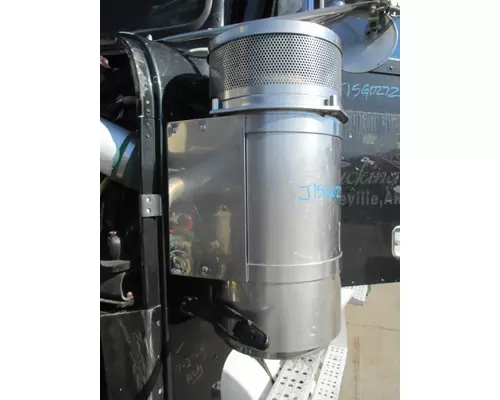FREIGHTLINER FLD120 CLASSIC AIR CLEANER