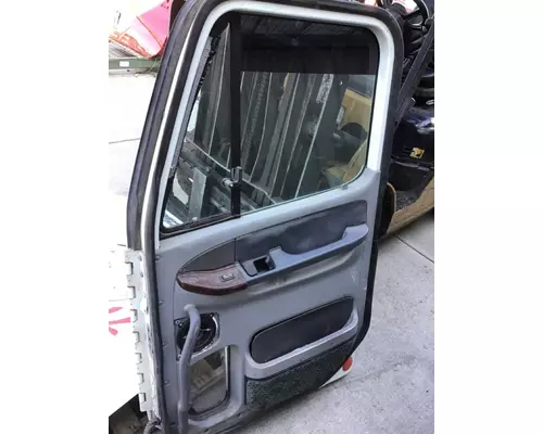 FREIGHTLINER FLD120 CLASSIC DOOR ASSEMBLY, FRONT