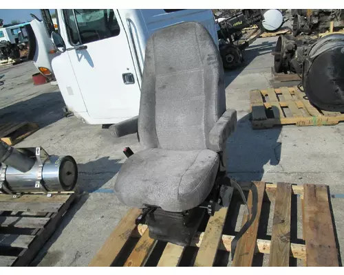 FREIGHTLINER FLD120 CLASSIC SEAT, FRONT