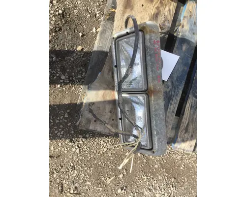 FREIGHTLINER FLD120 SD 1987-2010 HEADLAMP ASSEMBLY