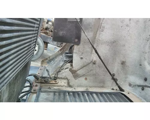FREIGHTLINER FLD120 SD 1989-2010 HOOD