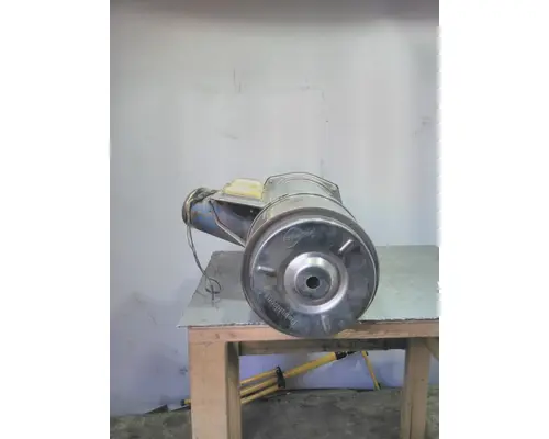FREIGHTLINER FLD120 SD AIR CLEANER