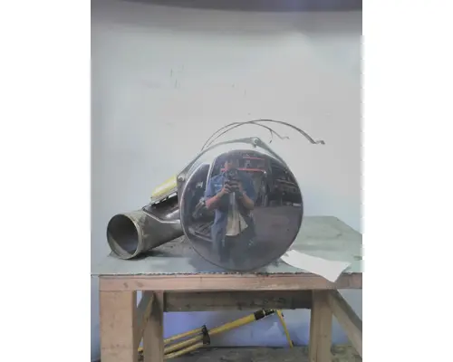 FREIGHTLINER FLD120 SD AIR CLEANER