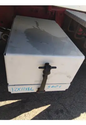 FREIGHTLINER FLD120 SD BATTERY BOX