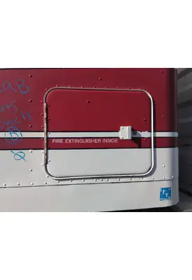FREIGHTLINER FLD120 SD DOOR, COMPARTMENT