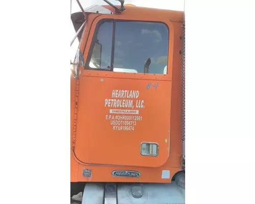 FREIGHTLINER FLD120 SD DOOR ASSEMBLY, FRONT