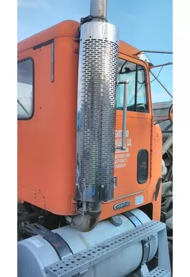FREIGHTLINER FLD120 SD EXHAUST COMPONENT