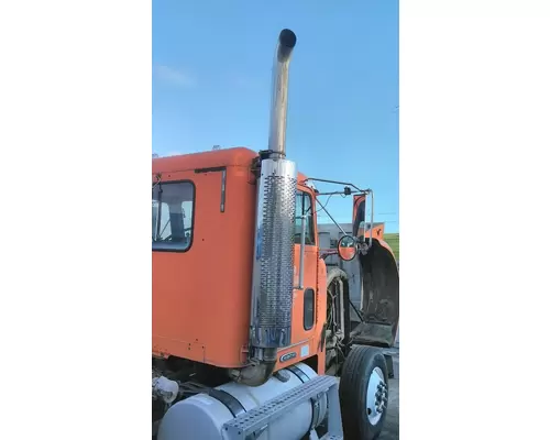 FREIGHTLINER FLD120 SD EXHAUST COMPONENT