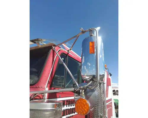 FREIGHTLINER FLD120 SD MIRROR ASSEMBLY CABDOOR