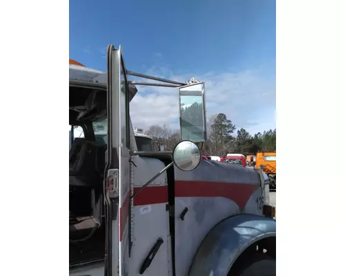 FREIGHTLINER FLD120 SD MIRROR ASSEMBLY CABDOOR