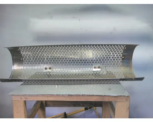 FREIGHTLINER FLD120 SD MUFFLER SHIELD