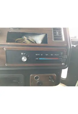 FREIGHTLINER FLD120 SD TEMPERATURE CONTROL