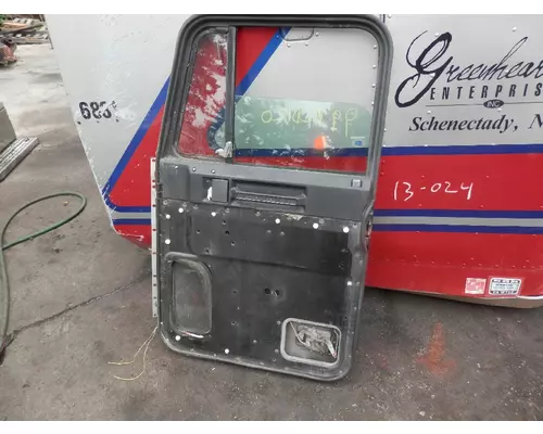 FREIGHTLINER FLD120SD Door Assembly, Front