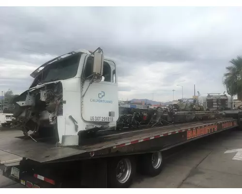 FREIGHTLINER FLD120SD Vehicle For Sale
