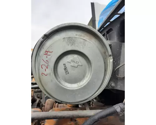 FREIGHTLINER FLD120 AIR CLEANER